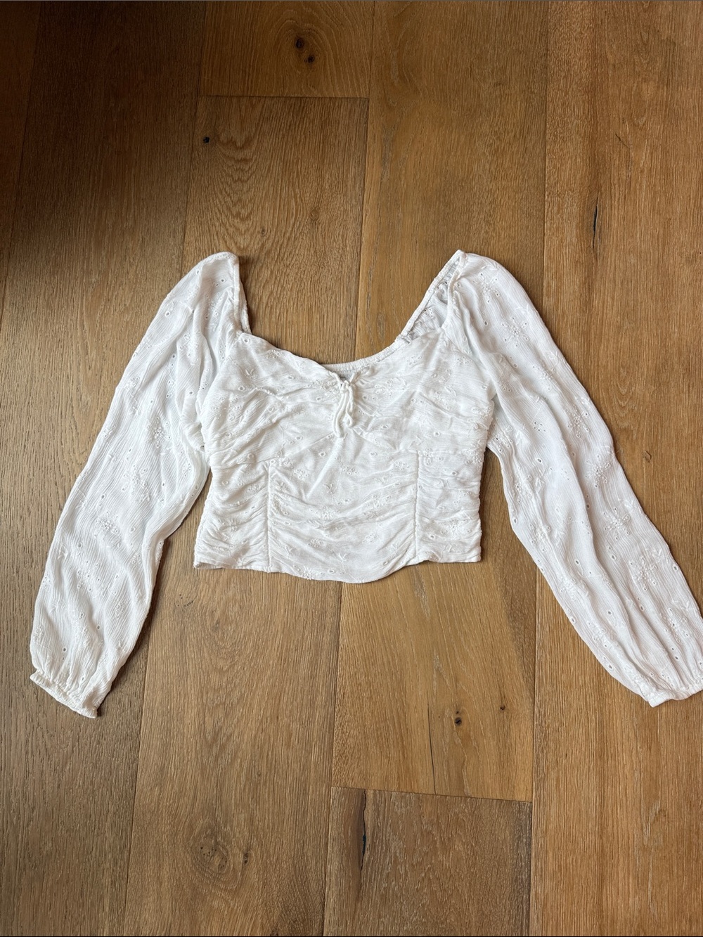 Hollister White Cropped Peasant Blouse with Ruched Front